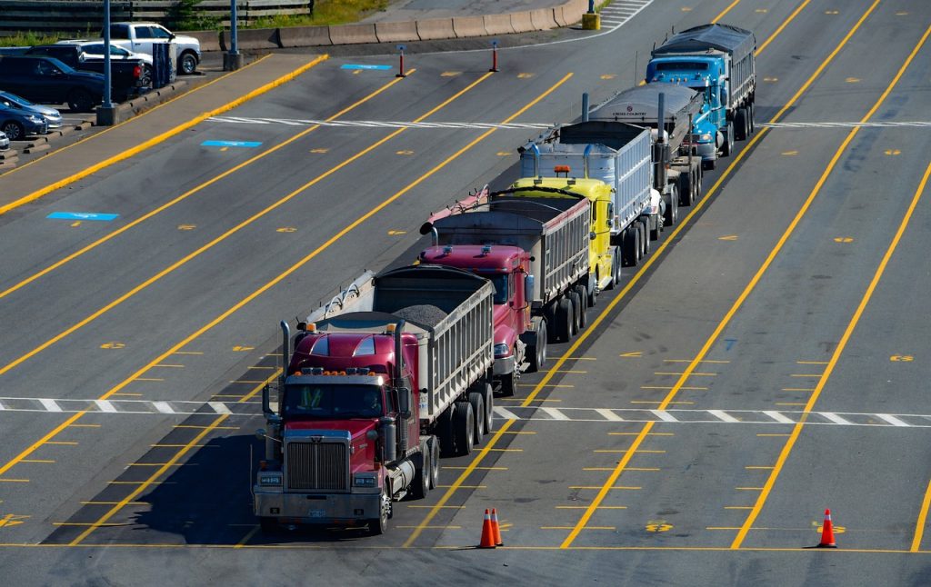 truck, trailer, vehicle, transport, freight, road, logistics, heavy, trucking, carry, ferry, north america, canada, truck, logistics, logistics, logistics, trucking, trucking, trucking, trucking, trucking, carry